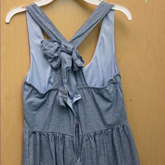Denim dress with crossed back - Picture 2 of 3